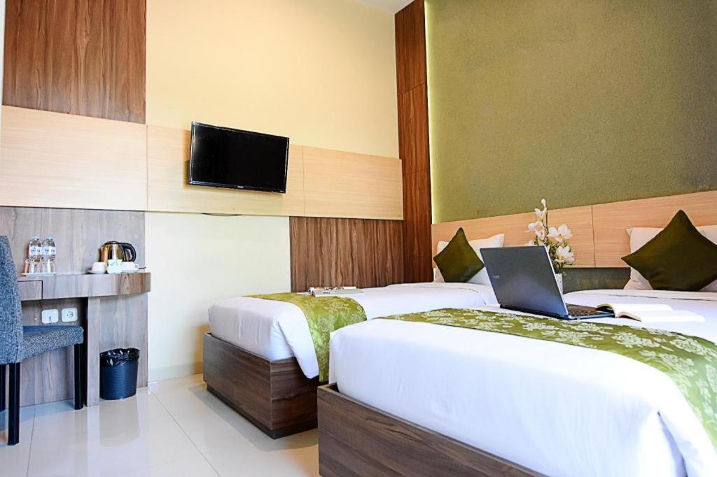 Dpalma Hotel Bandung Bagian luar foto