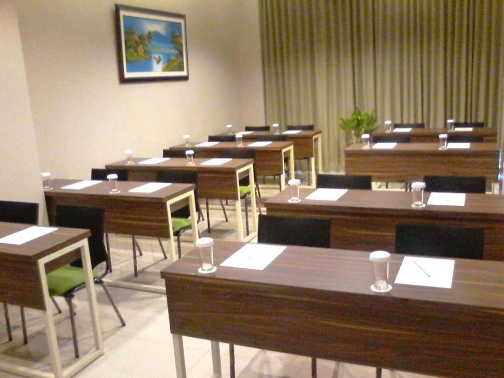 Dpalma Hotel Bandung Bagian luar foto